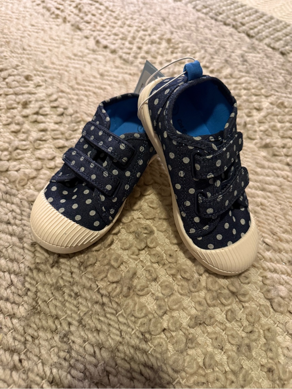 Cat & Jack Navy Polka Dot Sneakers with White Toe size 10t 10c nwt